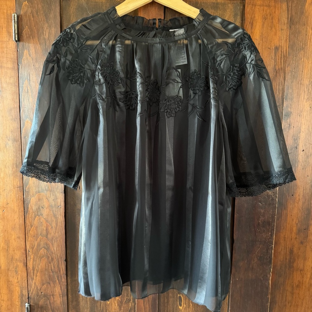 NWT Chico's — Sheer Floral Blouse w/Cami — Sz 2 (12/14)
